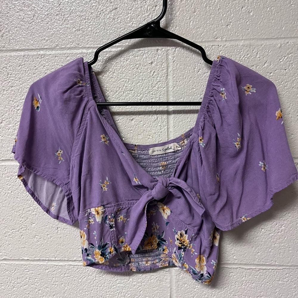 Chic Purple Floral Crop Top